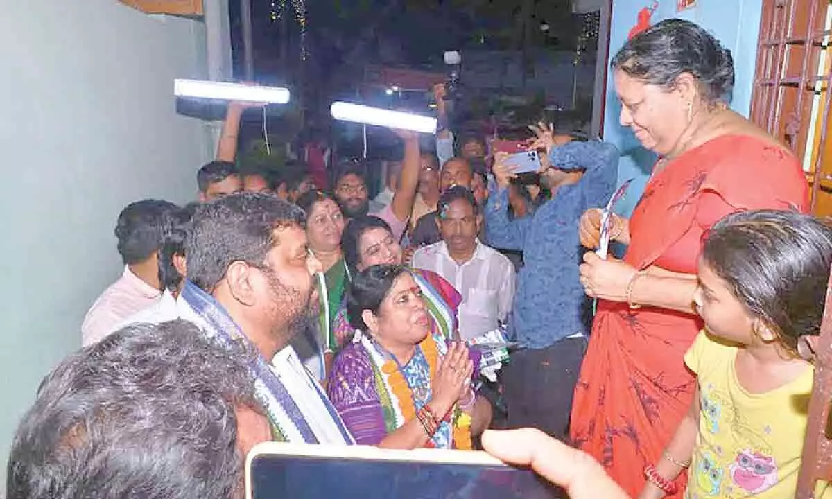 Jhansi says she will focus on holistic development of Vizag