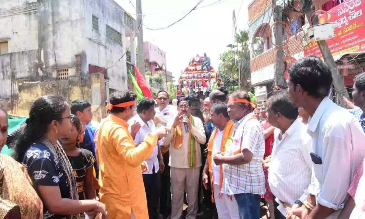 Former Minister Dr. Ponguru Narayana participates in Sri Ram Rathotsavam at Sri Kodandaramalayam, Balajinagar