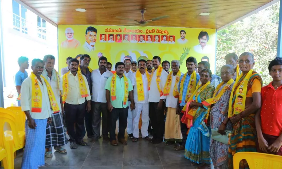 30 Families Switch Allegiance from YSR Congress to Telugu Desam Party in Batladinne Village