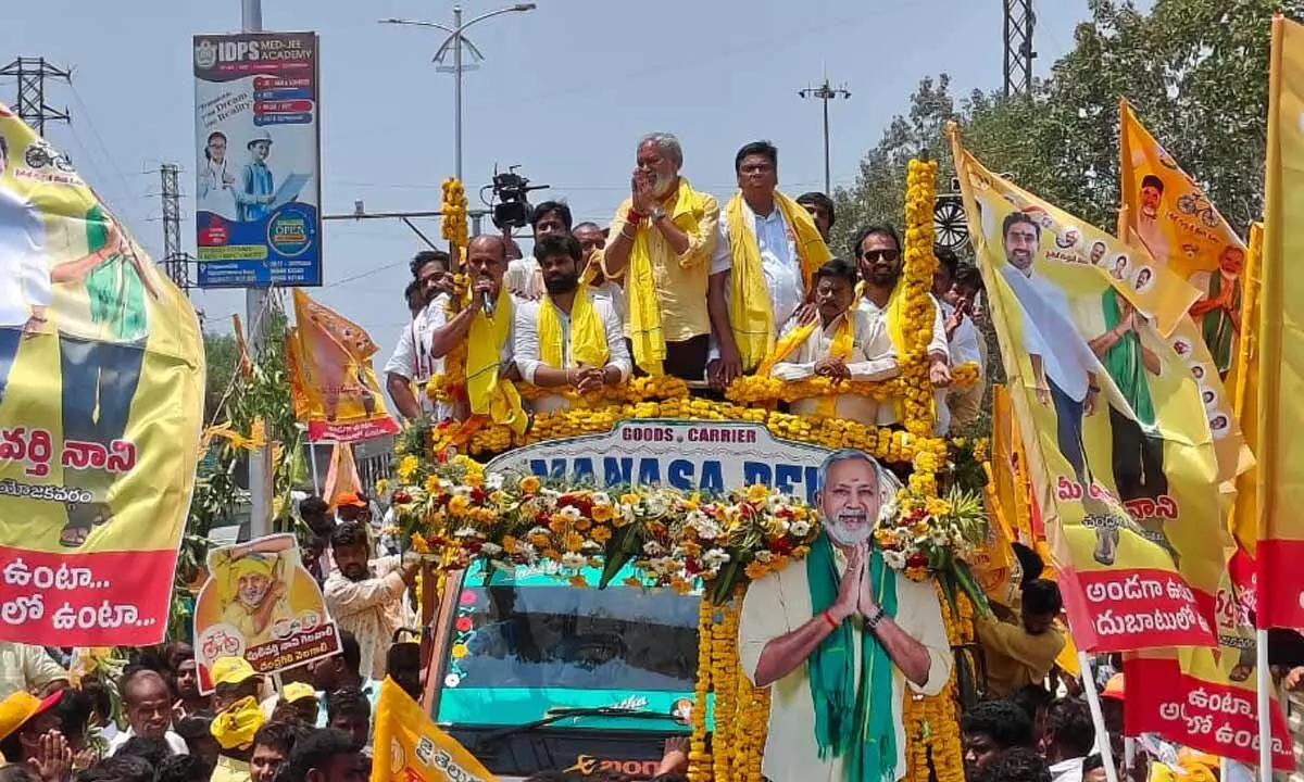 Leaders and Residents Welcome TDP Candidates Pulivarthi Nani and Daggumalla Prasada Rao in Tirupati