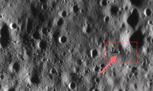 Chandrayaan-2 spots Japans Slim lander resting on the Moon
