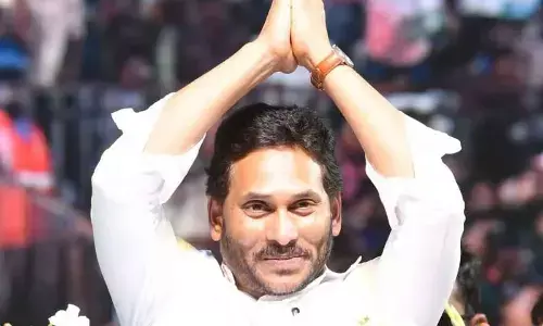 YS Jagan arrives in Pulivendula, to address in public meeting and file nomination