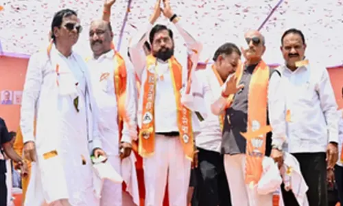 Eknath Shinde compares Uddhav Thackerays change in political stance with chameleon changing colours