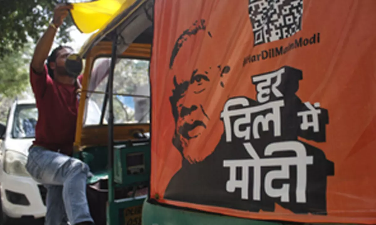 PM’s popularity in the fast lane: Autos with Har Dil Mein Modi slogan spotted across Delhi