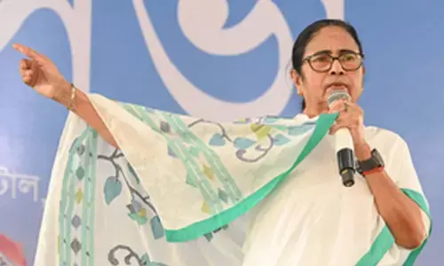 Mamata Banerjee continues to fire salvos at Calcutta HC against ruling in school jobs case