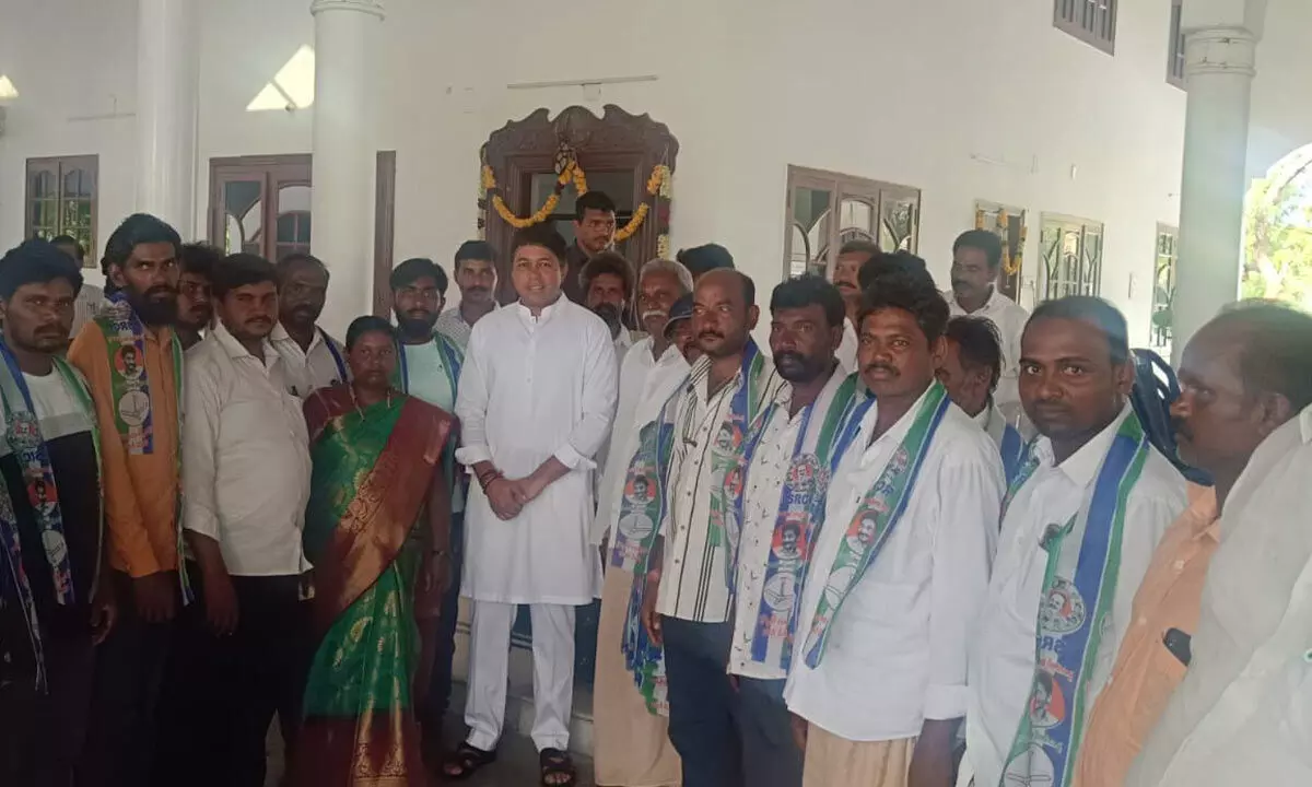 MLA Mekapati Welcomes TDP Leaders into YSR Congress Party with Admiration