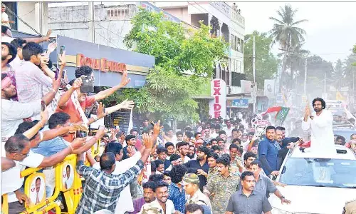 Razole: Ample scope for tourism promotion in Konaseema says Pawan Kalyan