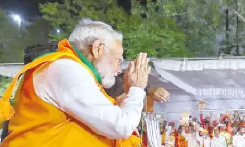 ‘EC a helpless puppet for not sending notice to Modi’