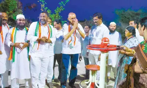 Khammam: Raghuram Reddy begins campaign trail