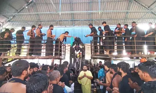 Thila Taila Abhishekah Pooja to Lord Shaneswara