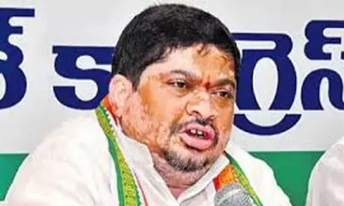 Poonam Prabhakar challenges Bandi Sanjay to tell what BJP has done in past decade