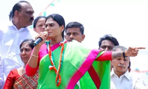 Jagan behind adding YSRs name to CBI cases: Sharmila
