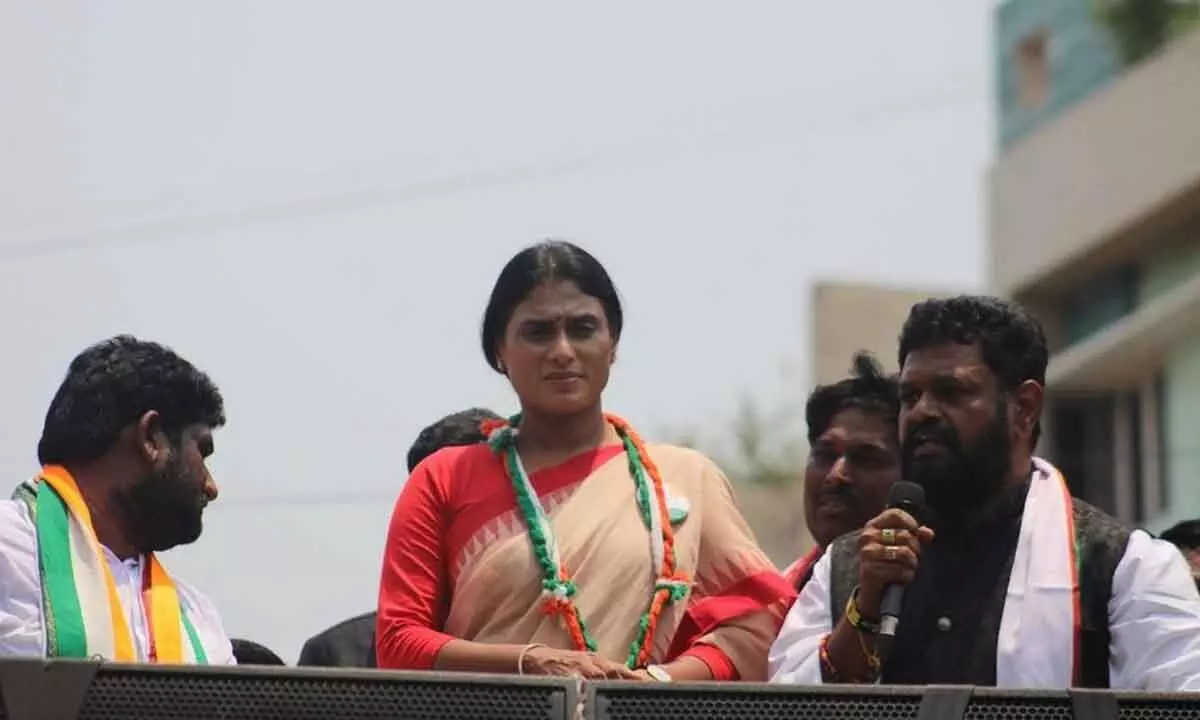 YSRCP failed to develop Vizag in past 5 years, says Sharmila