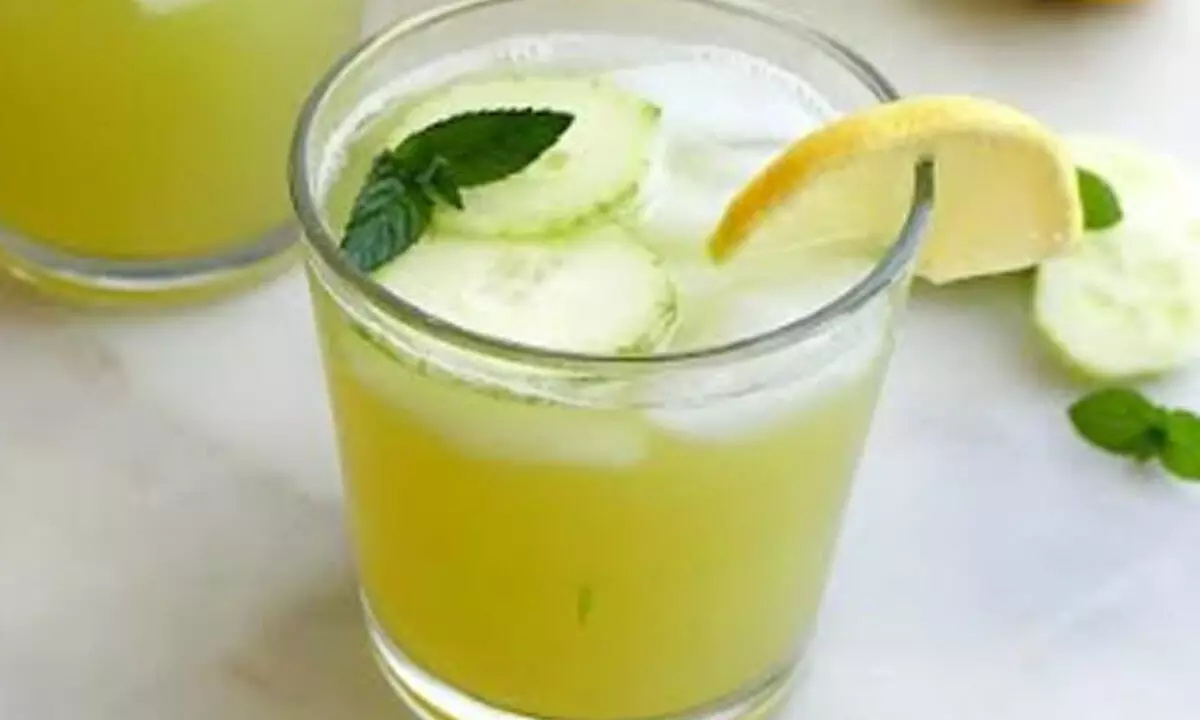 Refreshing Homemade Drink to Beat Summer Skin Woes