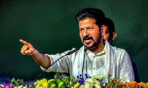 CM Revanth Reddy Challenge to KCR for discussion on Rythu Bharosa