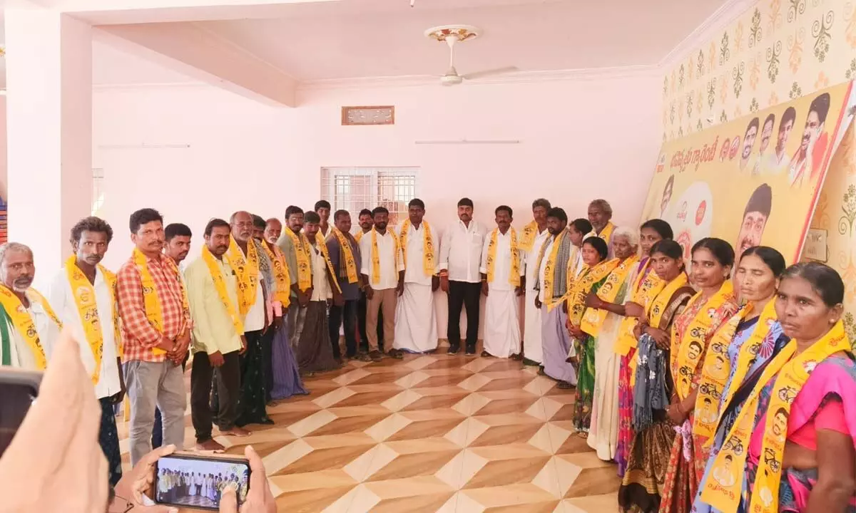 Bhashyam Praveens Influence: 40 Families Switch Allegiance to Telugu Desam Party from YCP