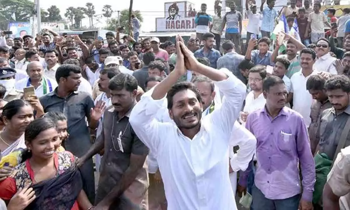 YSRCP activists threatening Independent goes viral on social media