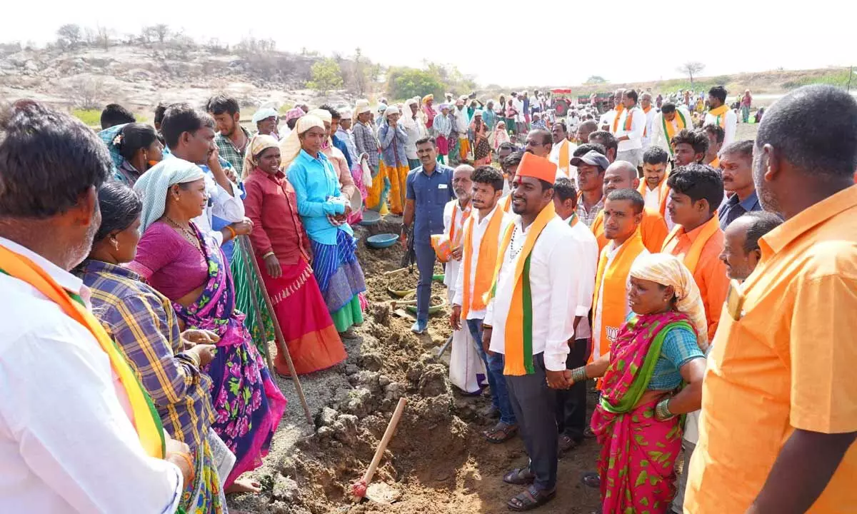 BJP MP candidate Potuganti Bharat Prasad participated in the election campaign