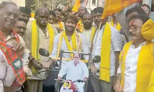 Visakhapatnam: Velagapudi exhorts people to vote for alliance candidates