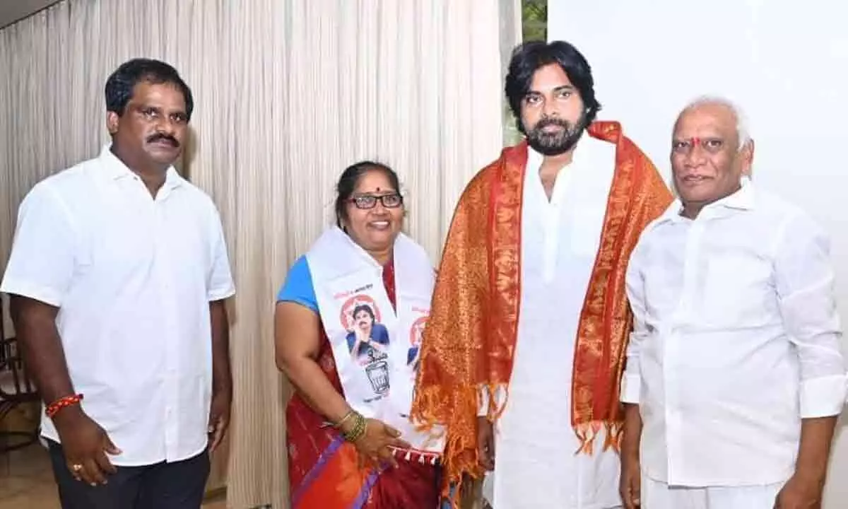 Three former YCP corporators join Janasena in a big shock for YCP in the Visakha South