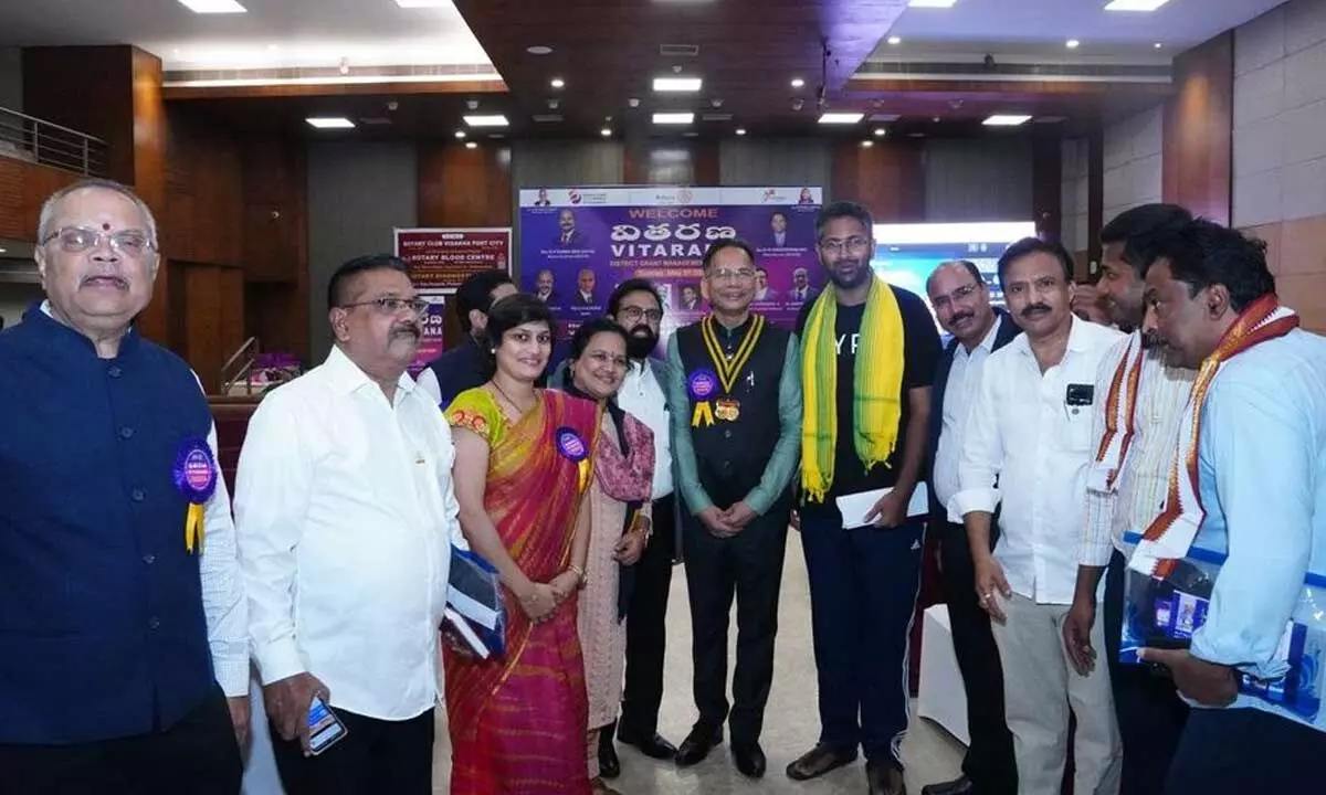 TDP-JSP-BJP alliance Lok Sabha candidate M Sribharat with the representatives of Walkers Club and members of Arya Vysya community in Visakhapatnam