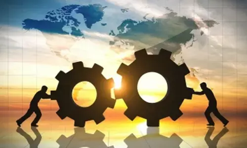 Indias services sector clocks robust growth in April, lifts business confidence to 3-month high