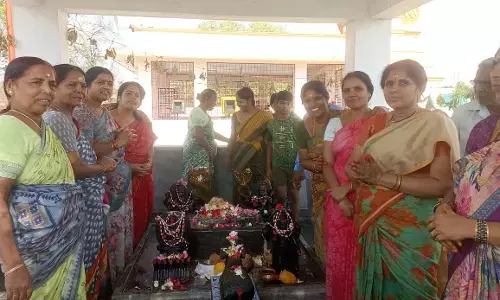 Rudrabhishekam worship by devotees