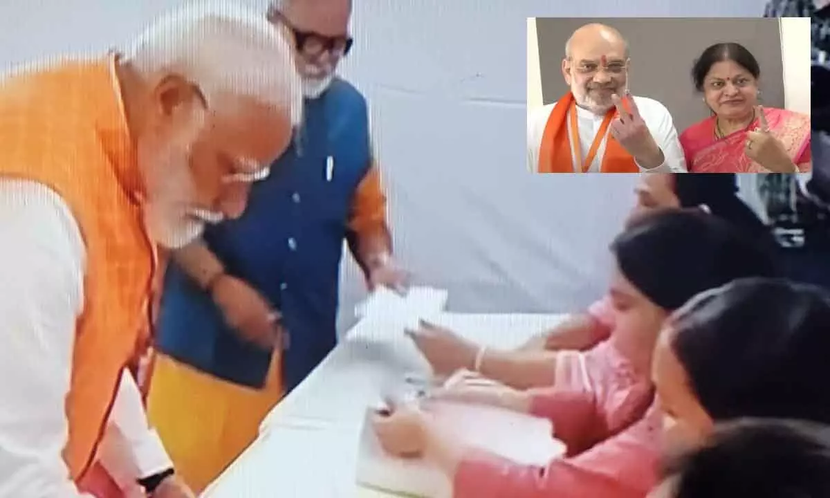 PM Modi and Home Minister Amit Shah Cast their Votes in Third Phase of Polling