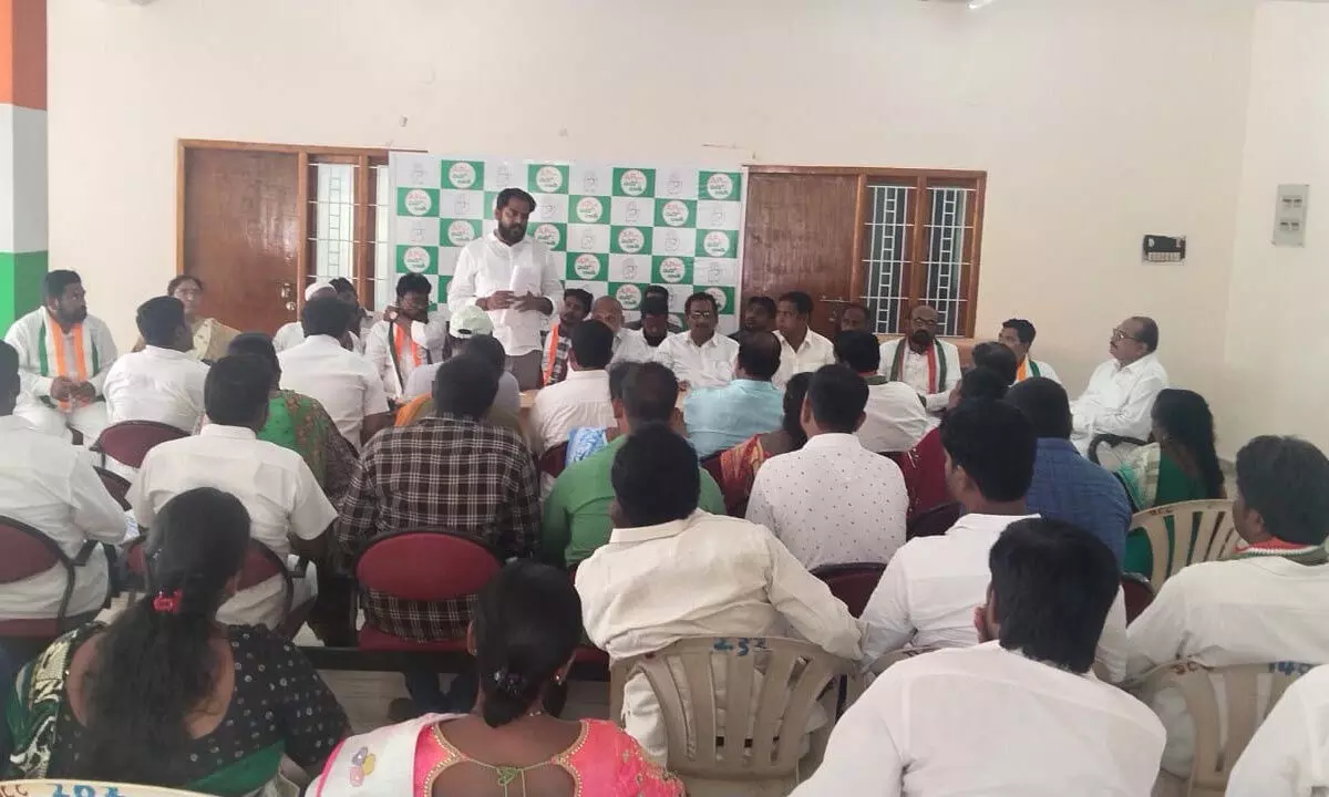 Congress City President Vishnu Preetham Reddy meets Corporate Incharges of 50 Divisions