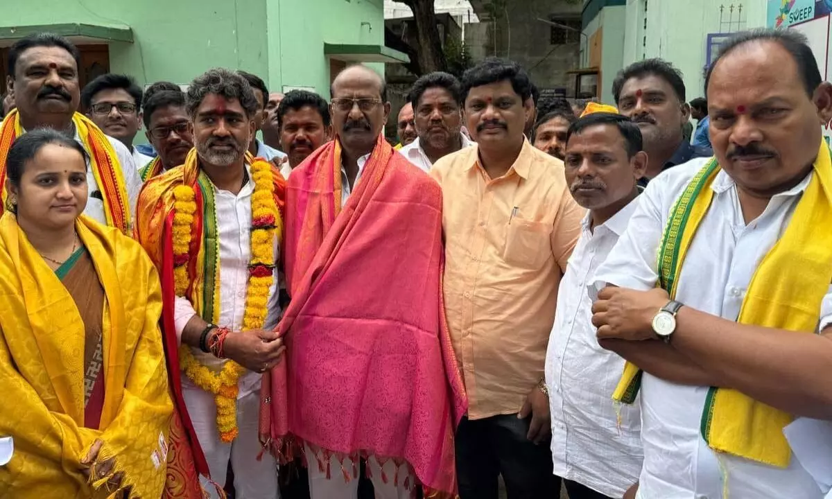 Srikakulam District Sarpanchs and Panchayati Raj Chamber Leaders backs NDA