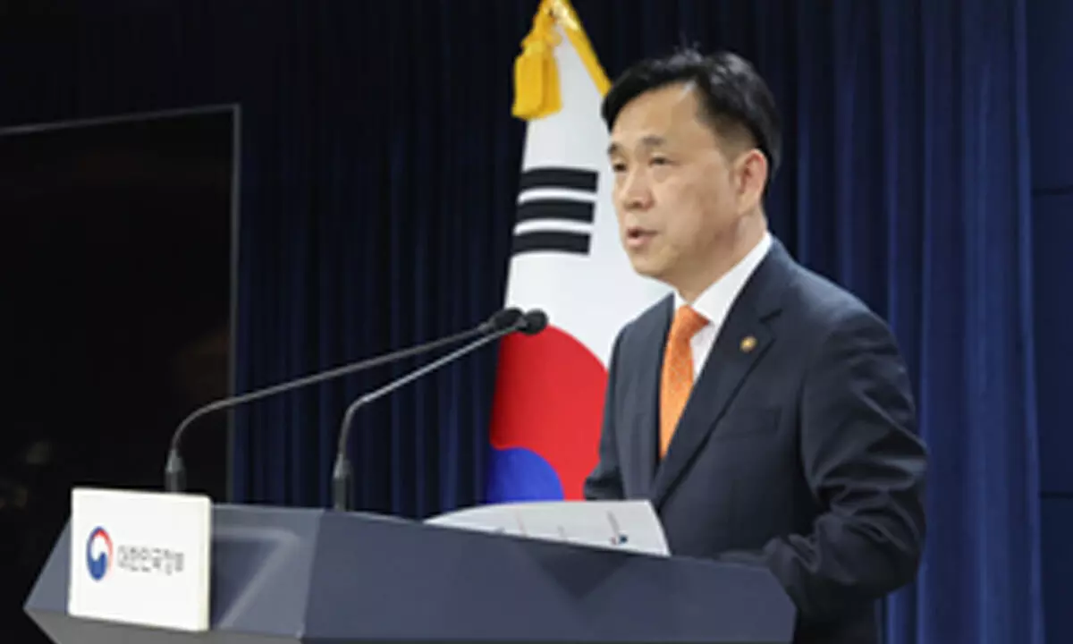 South Korean ministry voices regret on Japans pressure over Line messenger