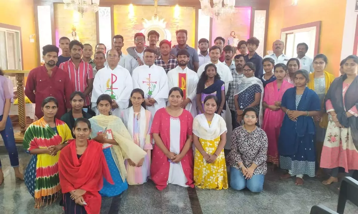 Pastoral Center Director Emphasizes Spiritual Fulfillment and Marriage Training for Youth in Kadapa
