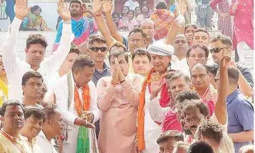 Gadkari announces Rs 200 cr airport at Paradip