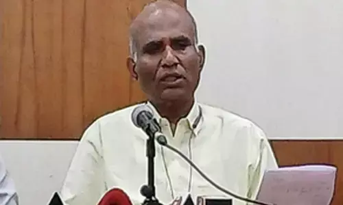 Maharashtra: FIRs against state BJP chief Bawankule & LoP Wadettiwar for MCC violation