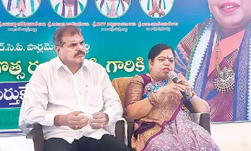 Visakhapatnam: Naidu is anti-poor, alleges Botcha