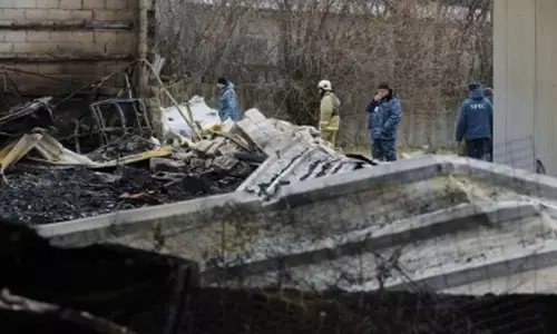 One killed, many injured as building hit in Russia