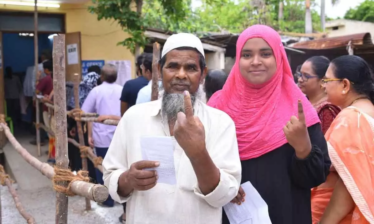 Enthusiastic voters in Anantapur at 7 am