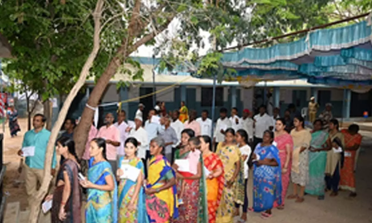 Peaceful, moderate polling in Telangana; CEO, officials, stars throng polling stations (Roundup)