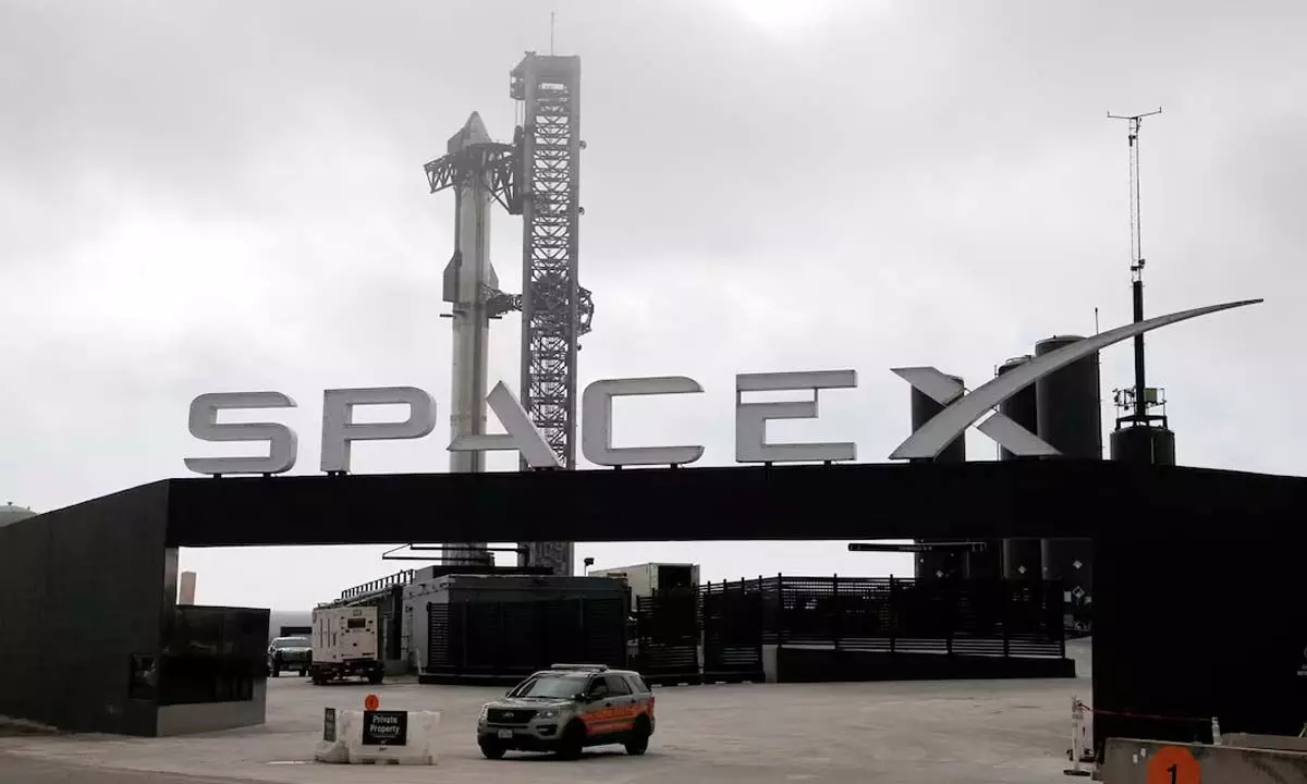Musks SpaceX is quick to build in Texas, slow to pay its bills
