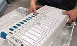 In Srikalahasti constituency an EVM did not work during the mock polling at booth no.290 in Kotha Kandriga village of Thortambedu mandal. Officials have replaced it later.