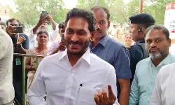 Incumbent Chief Minister, Pulivendula YSR Congress Party candidate YS Jagan Mohan Reddy exercised his precious right to vote at Bakarapuram 138/129 polling stations in Pulivendula Constituency Center 