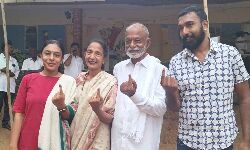 Former AP minister present CWC member Raghuveera Reddy along with his family members exercised their vote at polling station 212 in Neelakantapuram village, Madakasira Constituency, Sri Satyasai District.