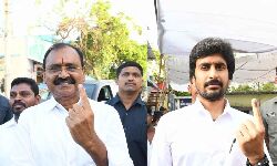 Tirupati MLA Bhumana karunakara Reddy  and his son and Tirupati YCP MLA nominee Bhumana Abhinay Reddy exercised their right to vote