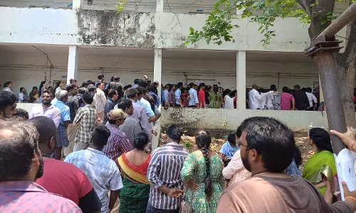 Visakhapatnam district registers 34.75 percent polling by 1 pm