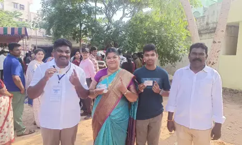 Mayor and her family cast their vote