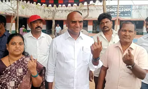 Poling complete in peaceful manner in Gadwal and Alampur Segments.