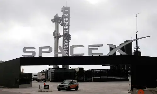SpaceX set to launch four astronauts on private mission to space station