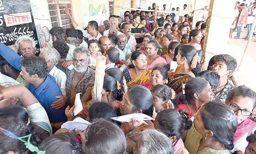 Enthusiastic voters celebrate festival of democracy