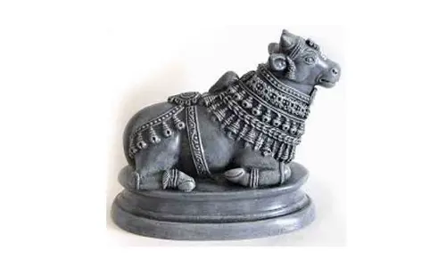Nandi idol vandalized in search of treasure