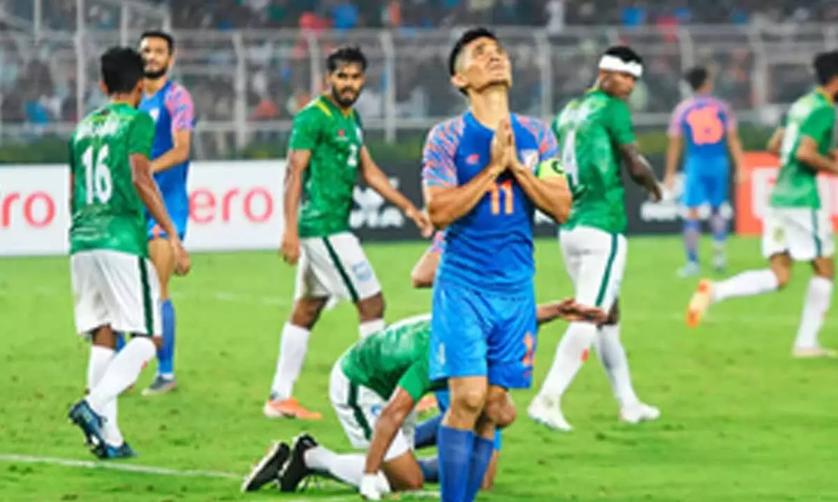 A role model...like MS Dhoni: IM Vijayan, Jay Shah hail Sunil Chhetri